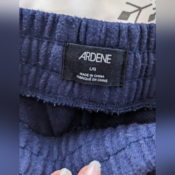 Ardene Womens Sweat Pants With Crest - Picture 4 of 6